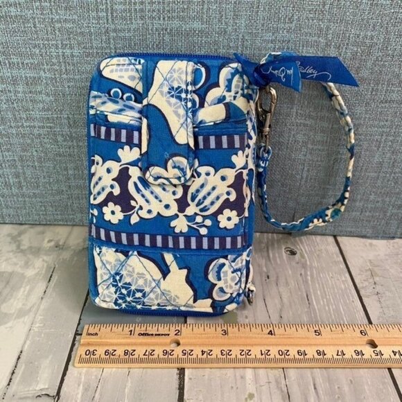 Vera Bradley Small Zippered Wallet in Blue and White - Picture 1 of 4